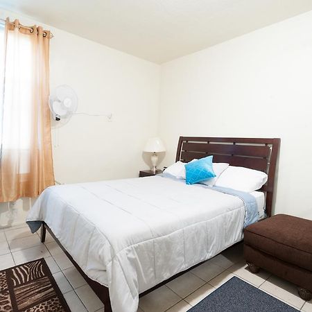 Studio&1 Bedroom Apartments - Bronx New York Buitenkant foto