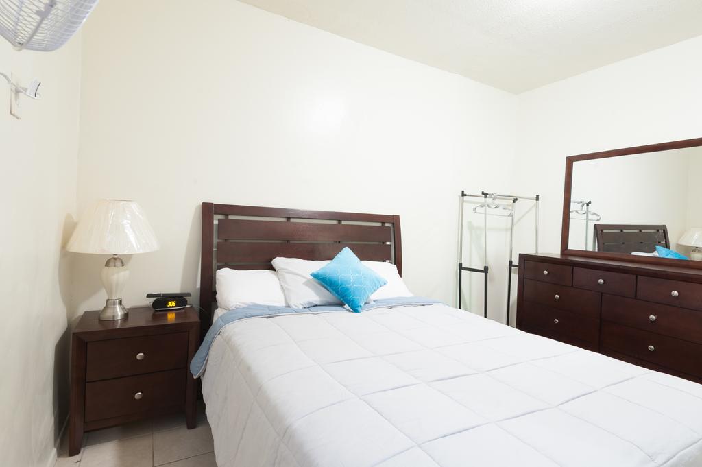 Studio&1 Bedroom Apartments - Bronx New York Buitenkant foto